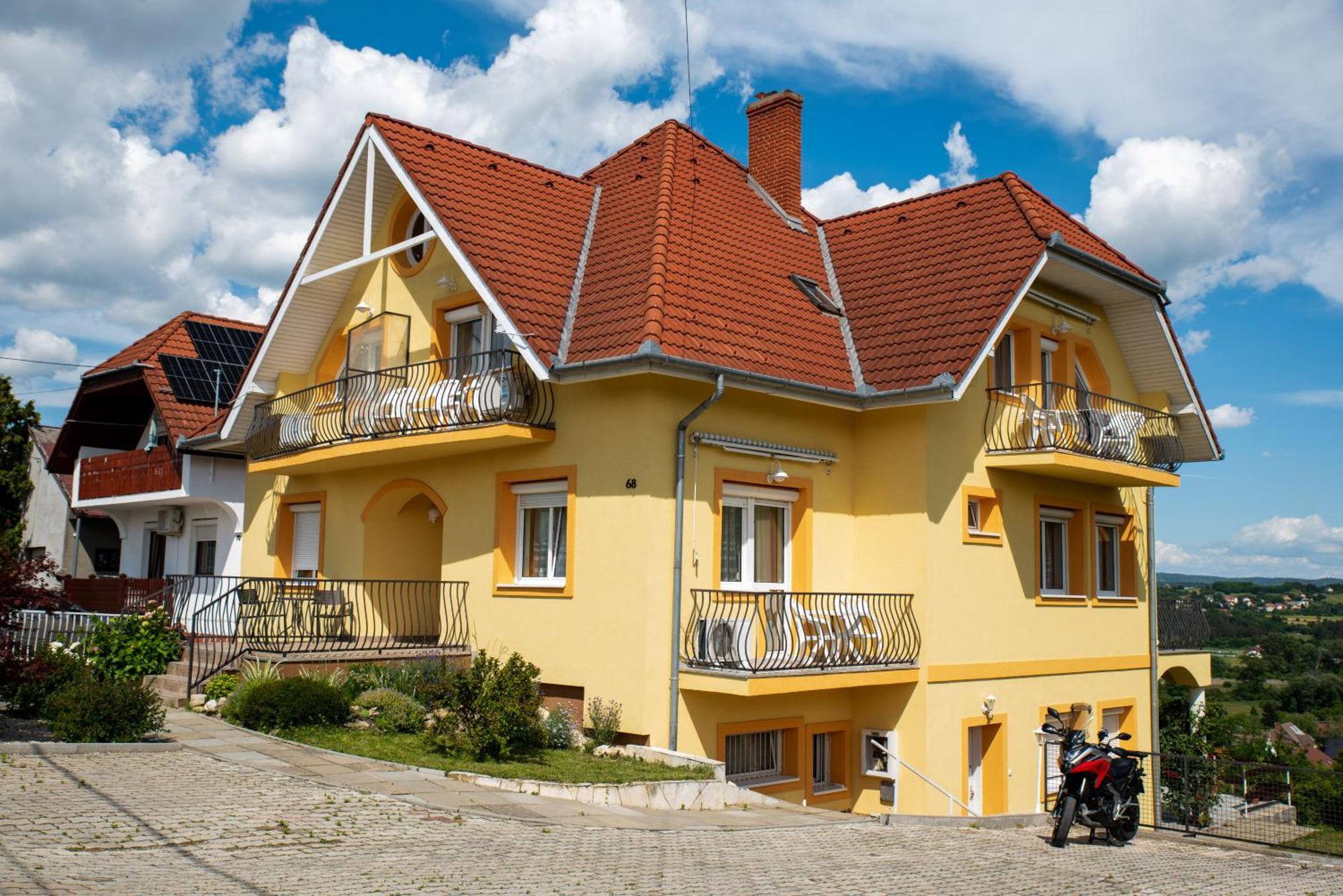 Flora Villa Hévíz Exterior foto